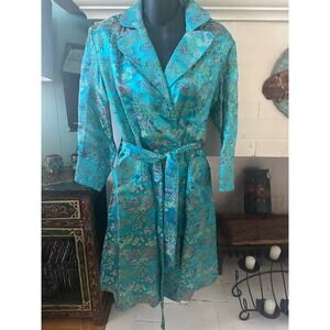 VINTAGE 60's 70's PEONY BRAND SHANGHAI CHINA SILK BROCADE JACKET OR ROBE